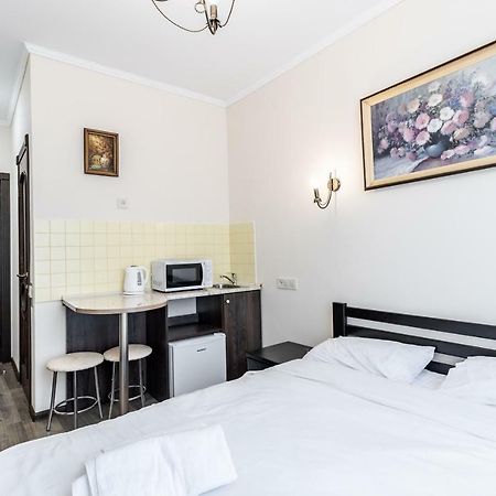 Opera House Apartment 2 リヴィウ エクステリア 写真